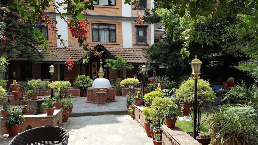 Hotel Ganesh Himal Katmandu Dış mekan fotoğraf