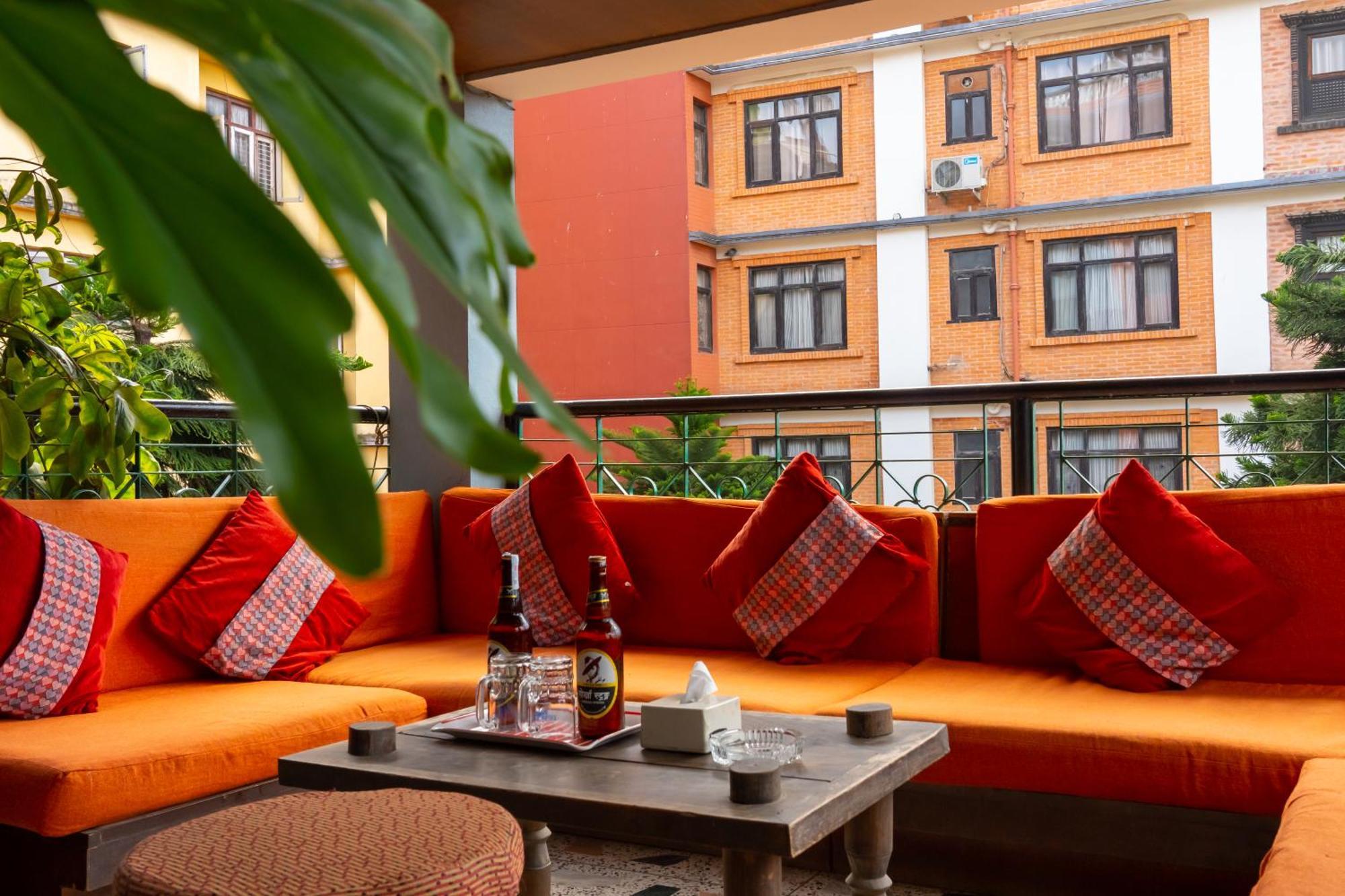 Hotel Ganesh Himal Katmandu Dış mekan fotoğraf