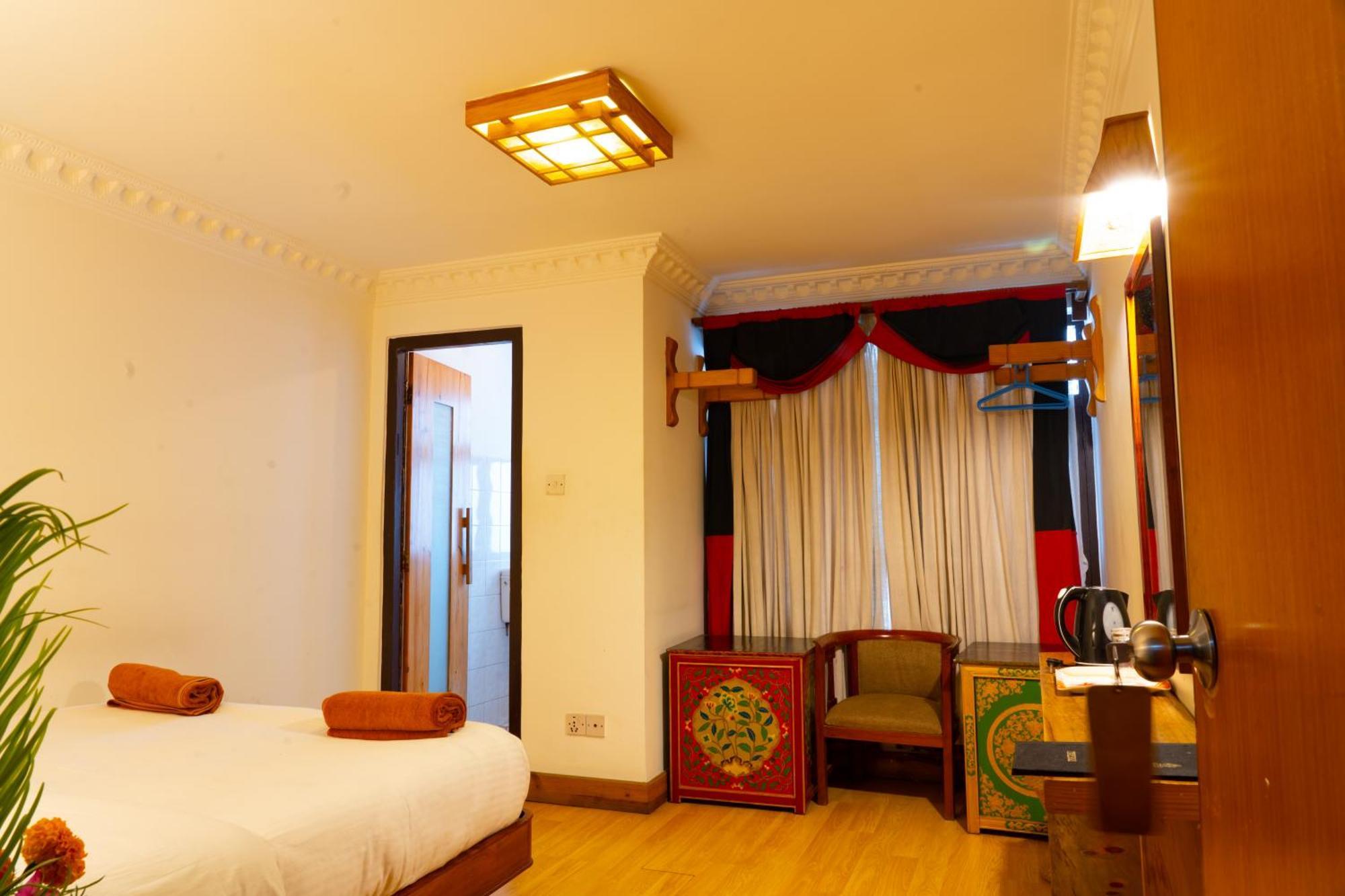 Hotel Ganesh Himal Katmandu Dış mekan fotoğraf