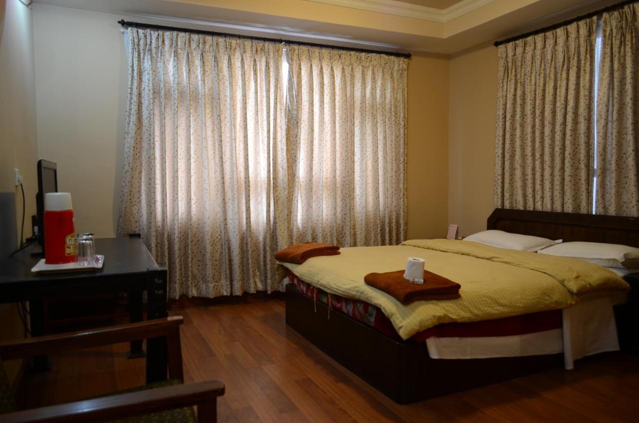Hotel Ganesh Himal Katmandu Oda fotoğraf